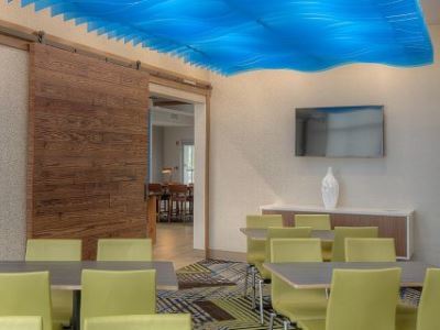 Hotel Express & - Mill By Ihg 3*